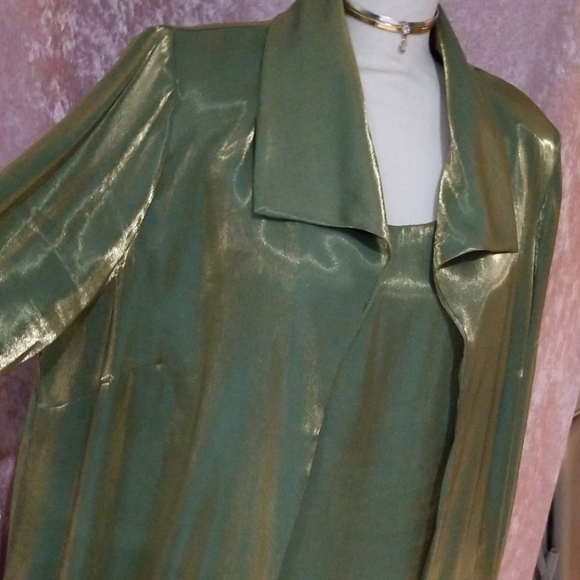 Dress 2 Pieces - Picture 3 of 7